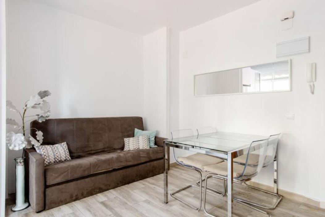 Center Studio Torremolinos Exterior photo