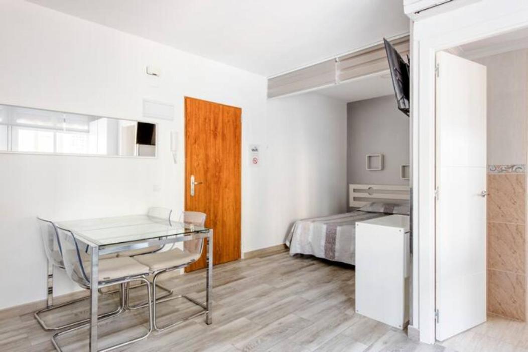 Center Studio Torremolinos Exterior photo